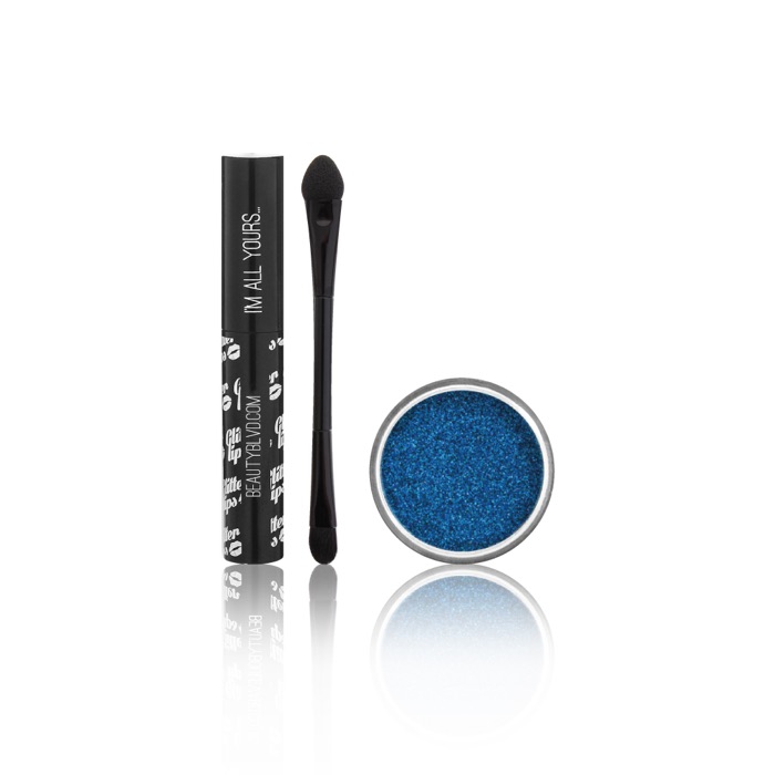 Glitter Lips in Breathless