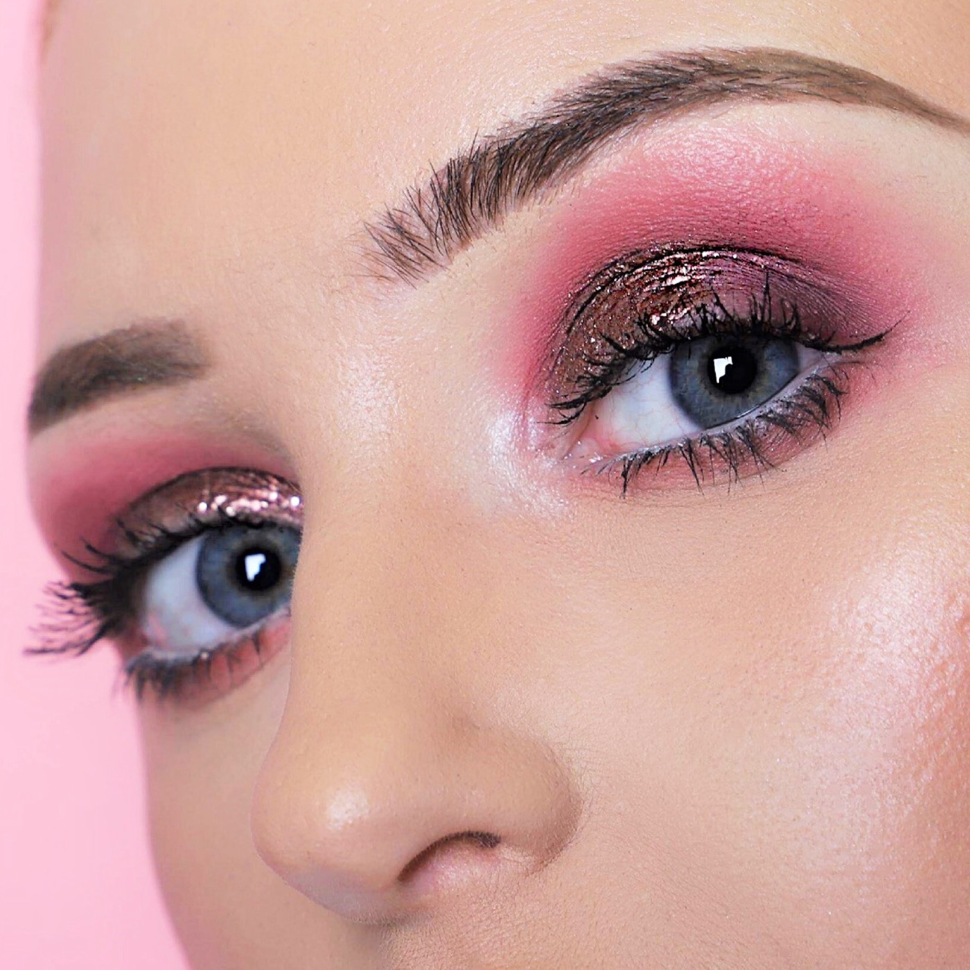 Molten Metal Glitter Eyeshadow in Seraphina, Model